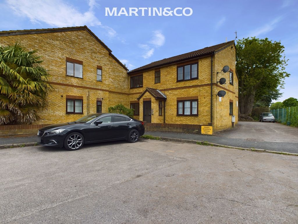 Property photo 1 of 8 Cam03627G0-Pr0020-Still001