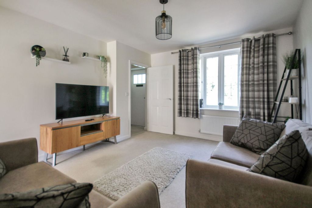 Property photo 2 of 22