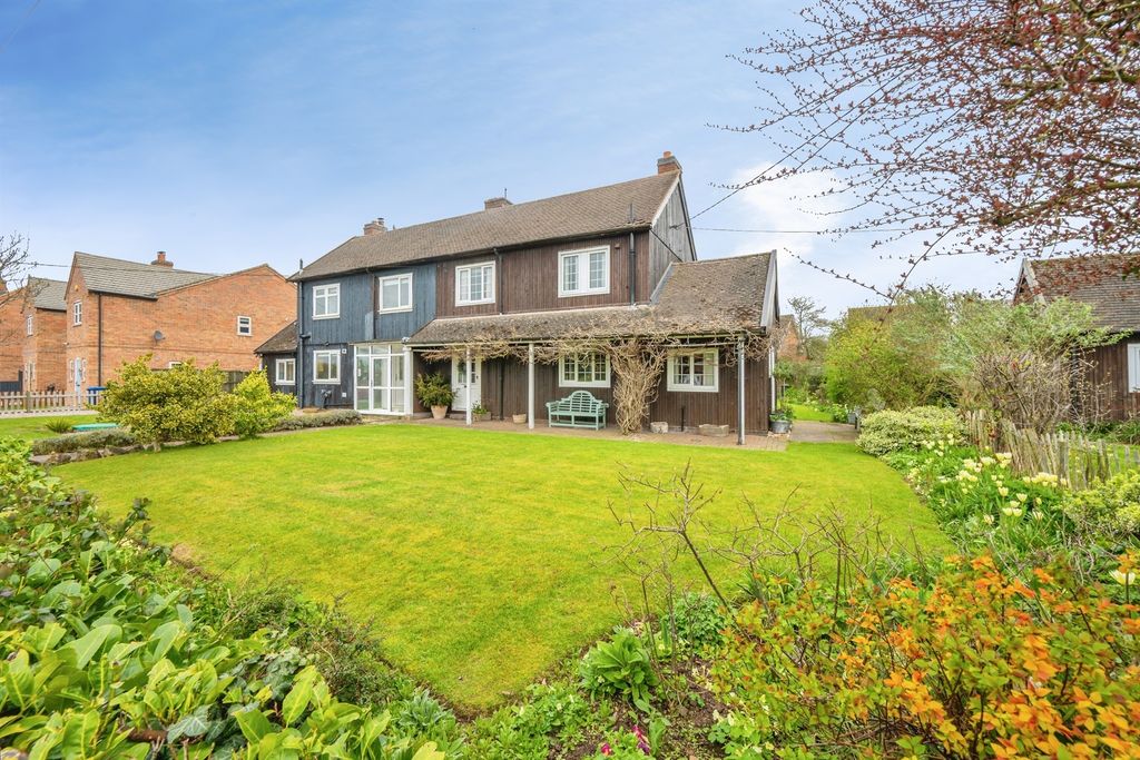 Property photo 1 of 20