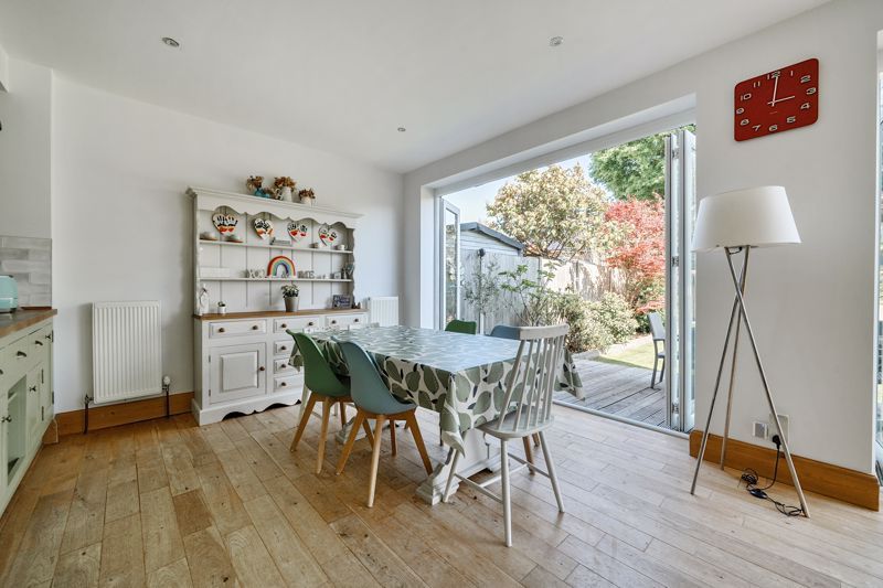 Property photo 3 of 19 Dining Area
