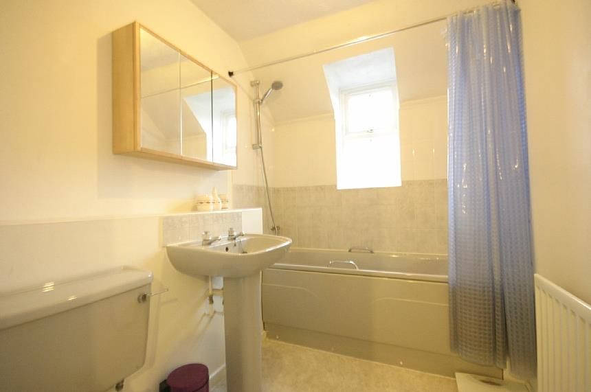 Property photo 3 of 4