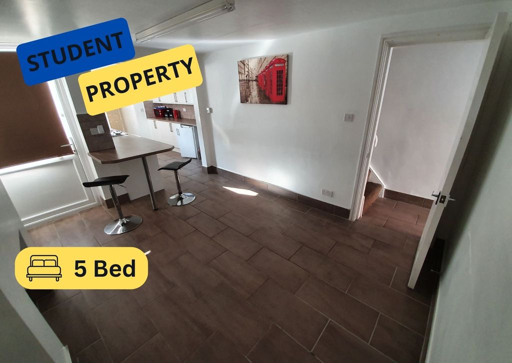 Property photo 1 of 4