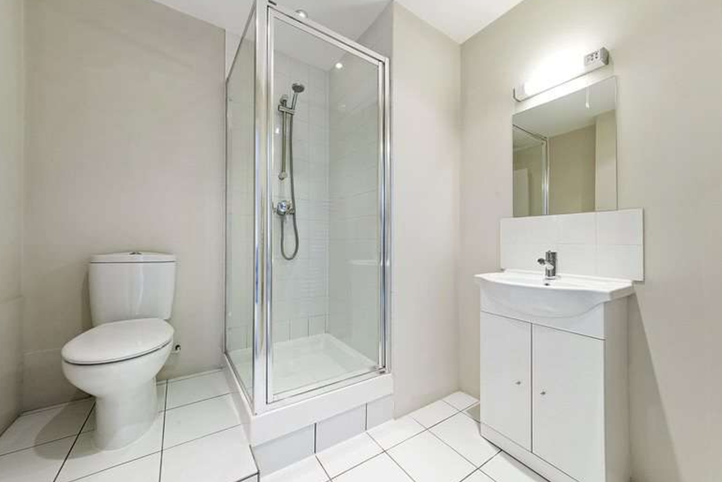 Property photo 3 of 5