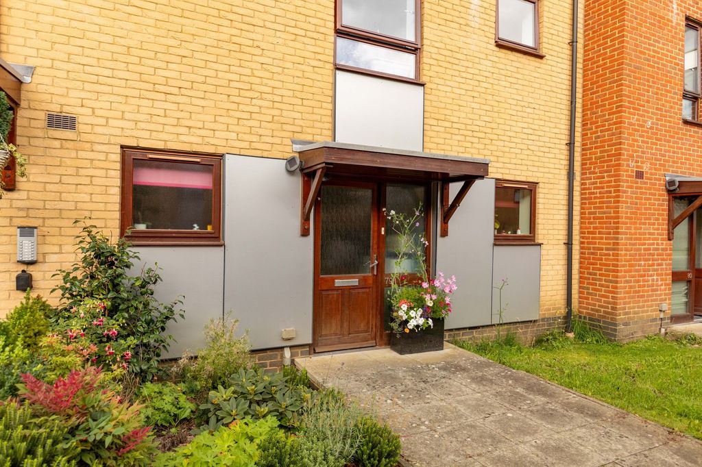 Property photo 1 of 21