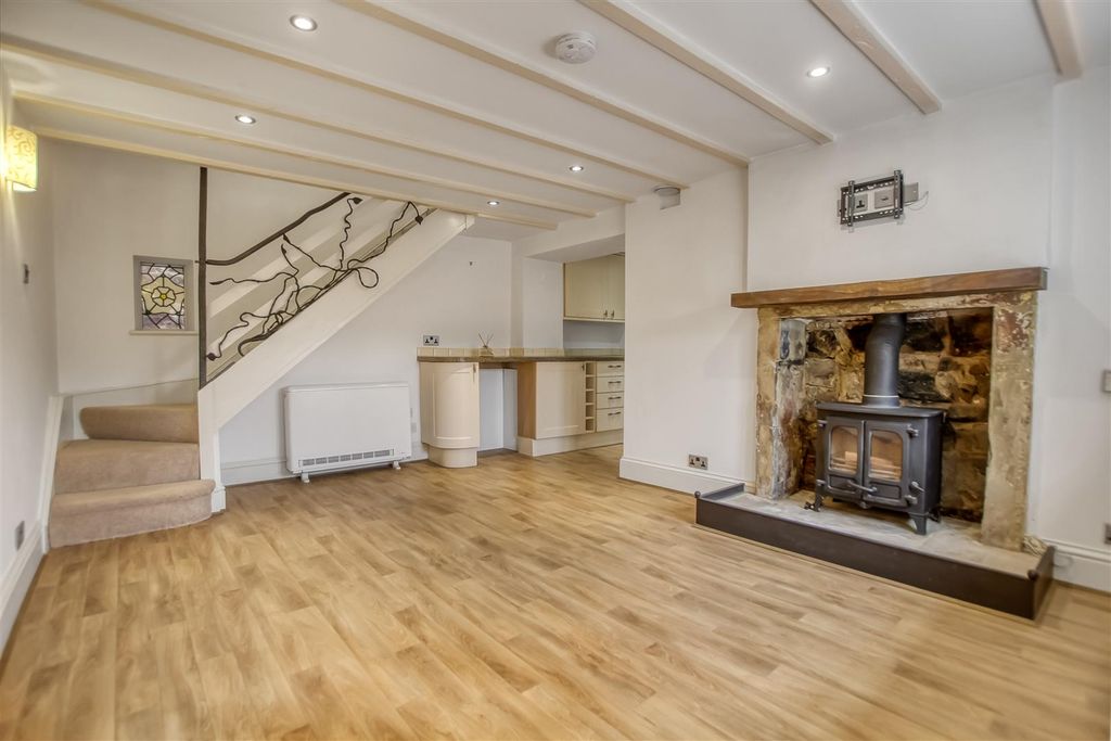 Property photo 2 of 13 Img_1543.Jpg