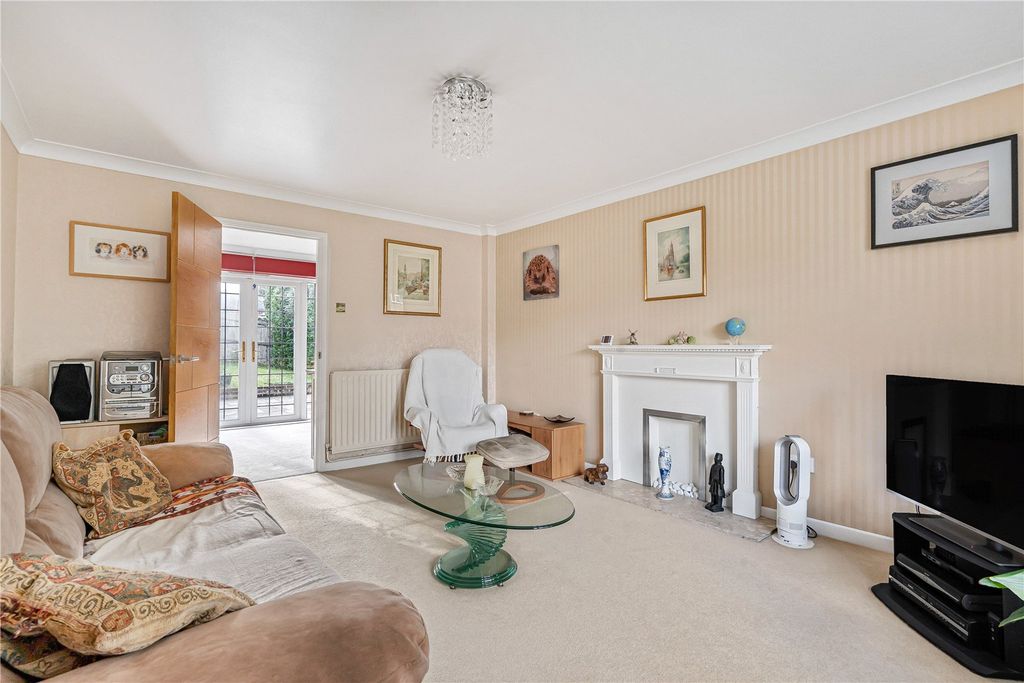 Property photo 2 of 20 Picture No. 15