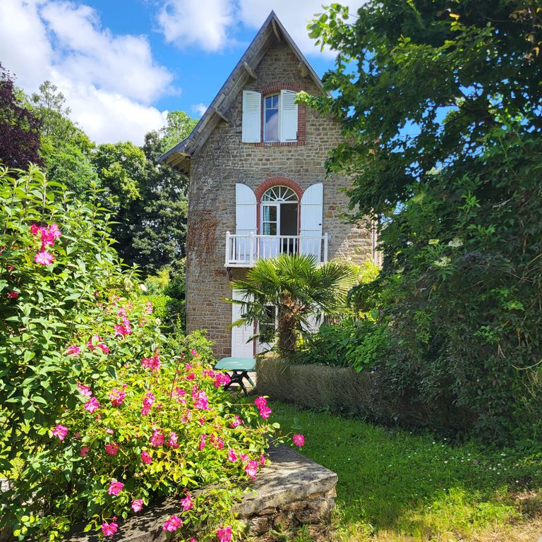 Property photo 1 of 50
