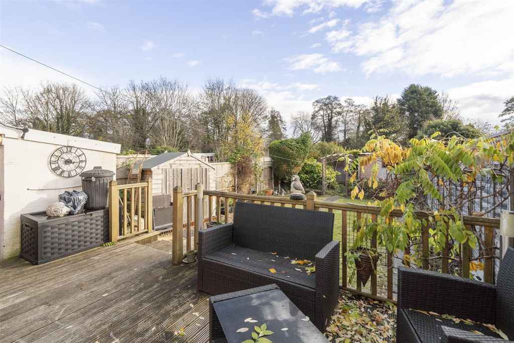 Property photo 2 of 14 34 Jillcot Road_3.Jpg