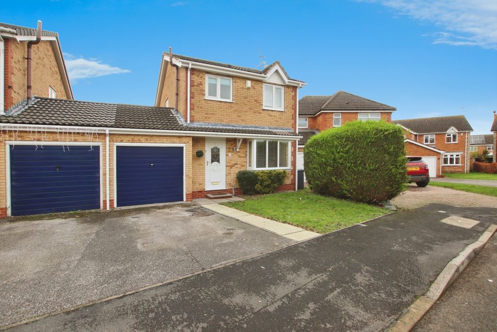 Property photo 1 of 18 4649500