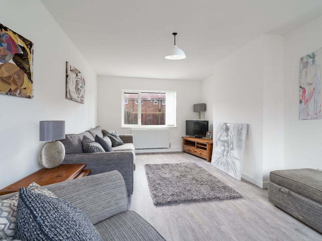Property photo 3 of 13 5382982