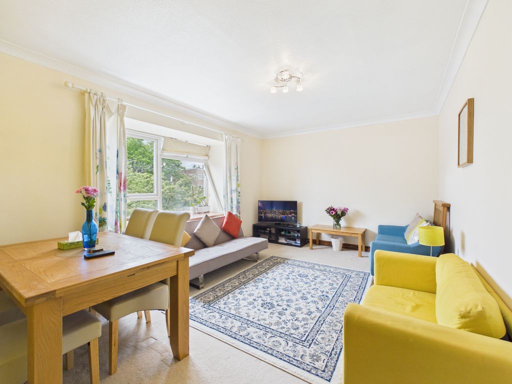 Property photo 1 of 30