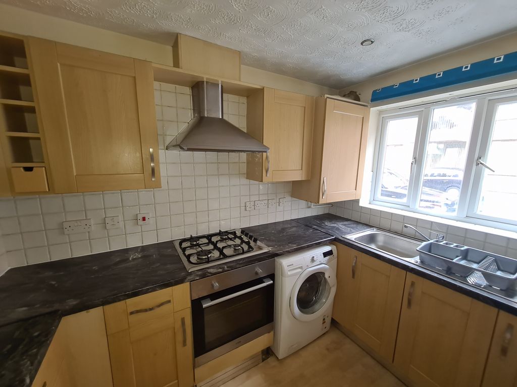 Property photo 3 of 19 Gallery