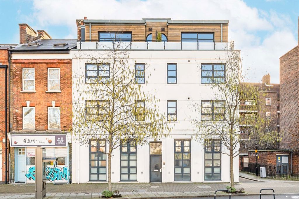 Property photo 1 of 4