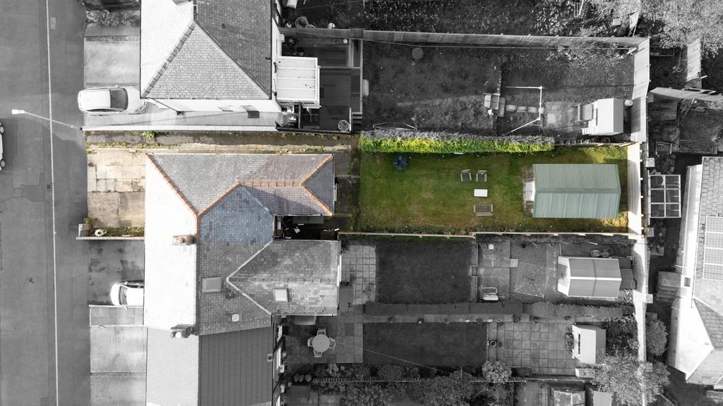 Property photo 3 of 23