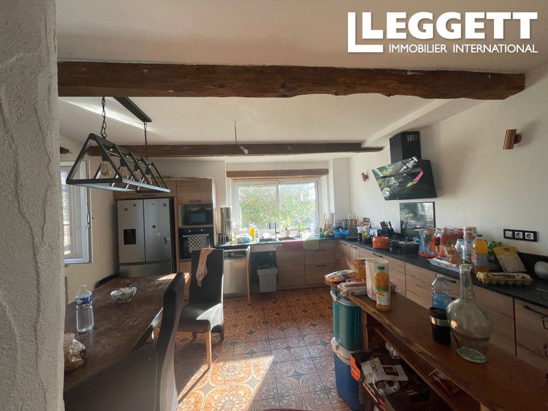 Property photo 3 of 10