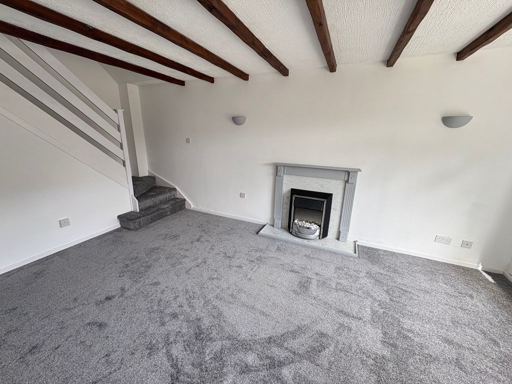 Property photo 2 of 13 Image