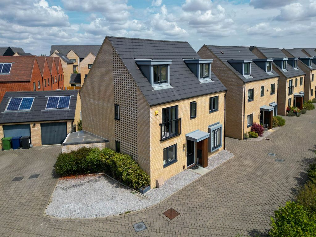 Property photo 1 of 23