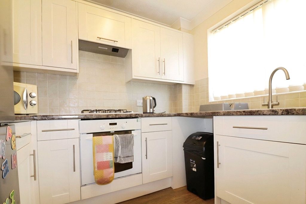 Property photo 2 of 13 Picture No. 31