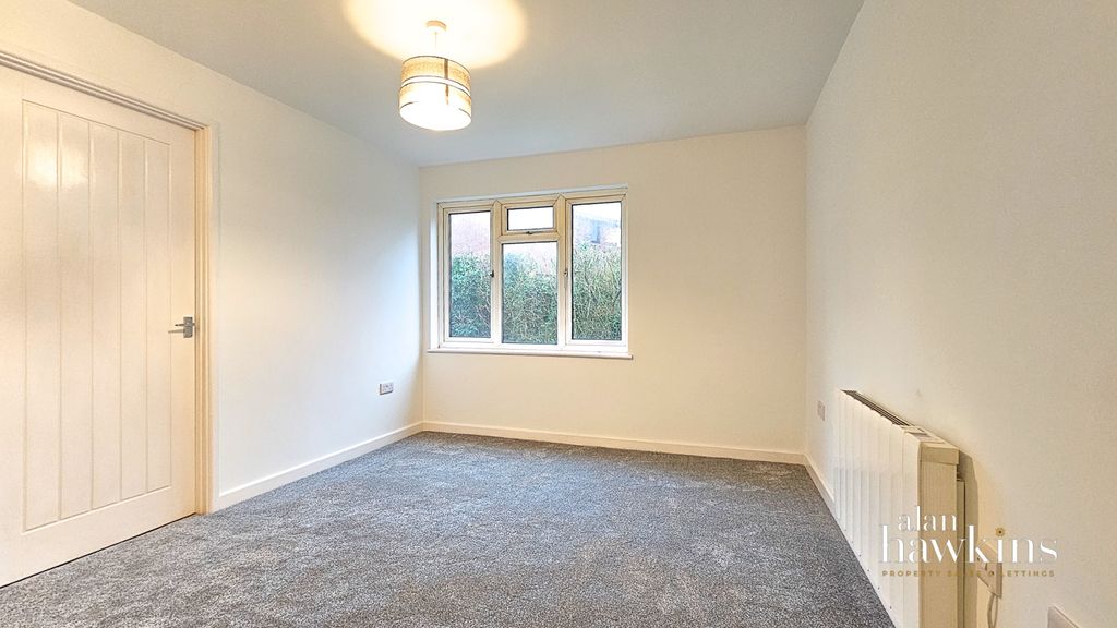 Property photo 3 of 6 Trbnowm-154