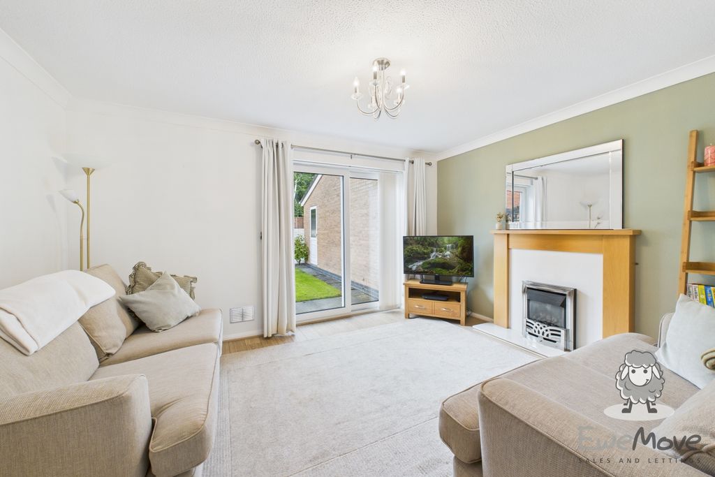 Property photo 2 of 14 11
