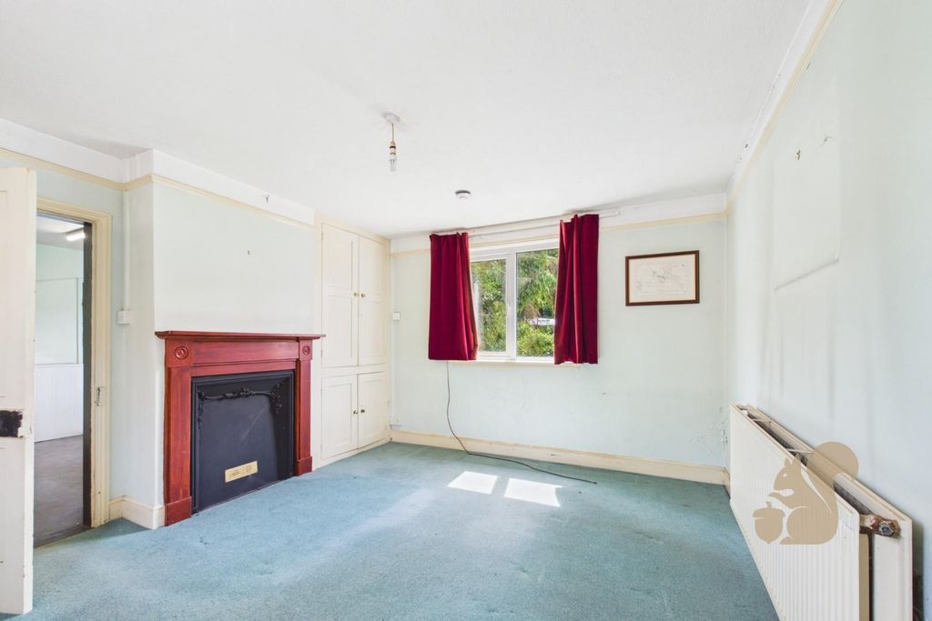 Property photo 3 of 14 Sitting Room