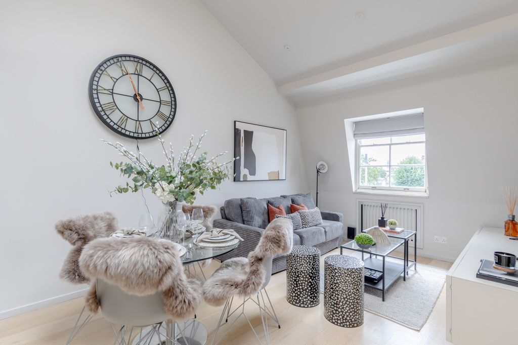 Property photo 1 of 35