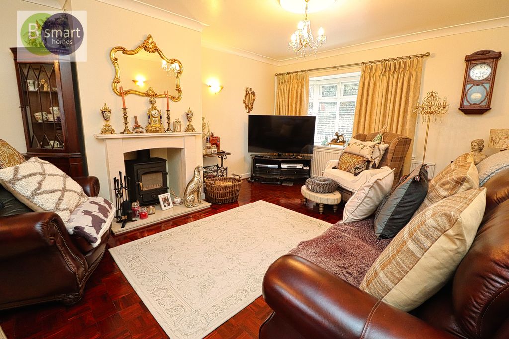 Property photo 3 of 14 Img_2257