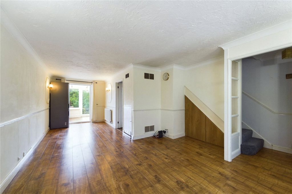 Property photo 2 of 16 Living/Dining