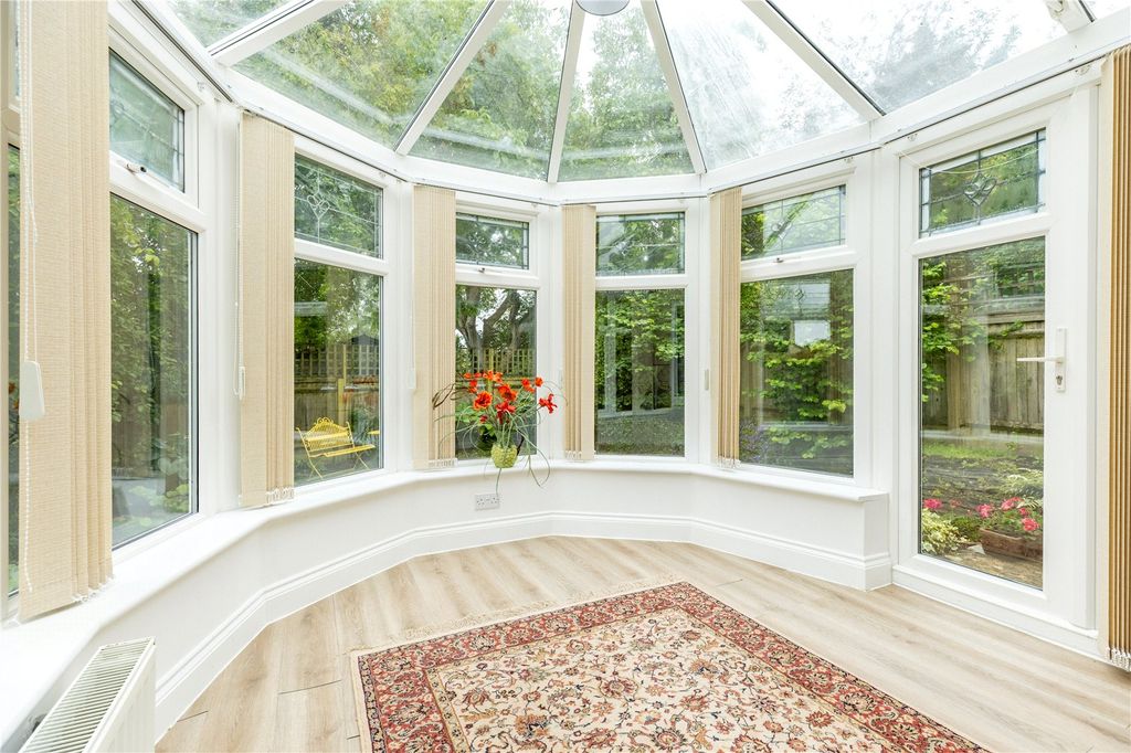 Property photo 3 of 18 Picture No. 09