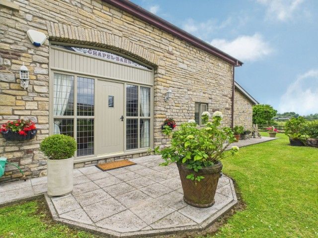 Property photo 3 of 63