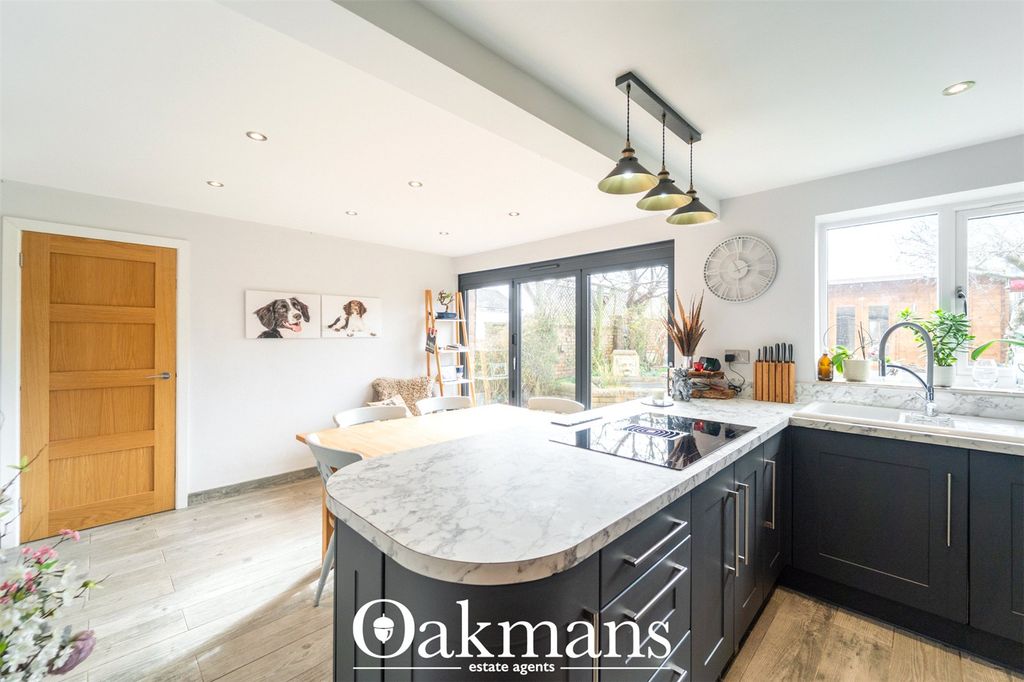 Property photo 3 of 36 Picture No. 24