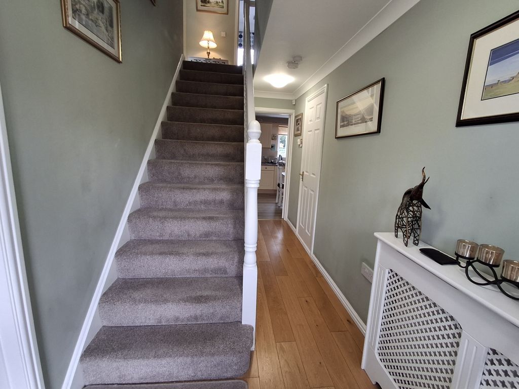 Property photo 2 of 32 Hallway