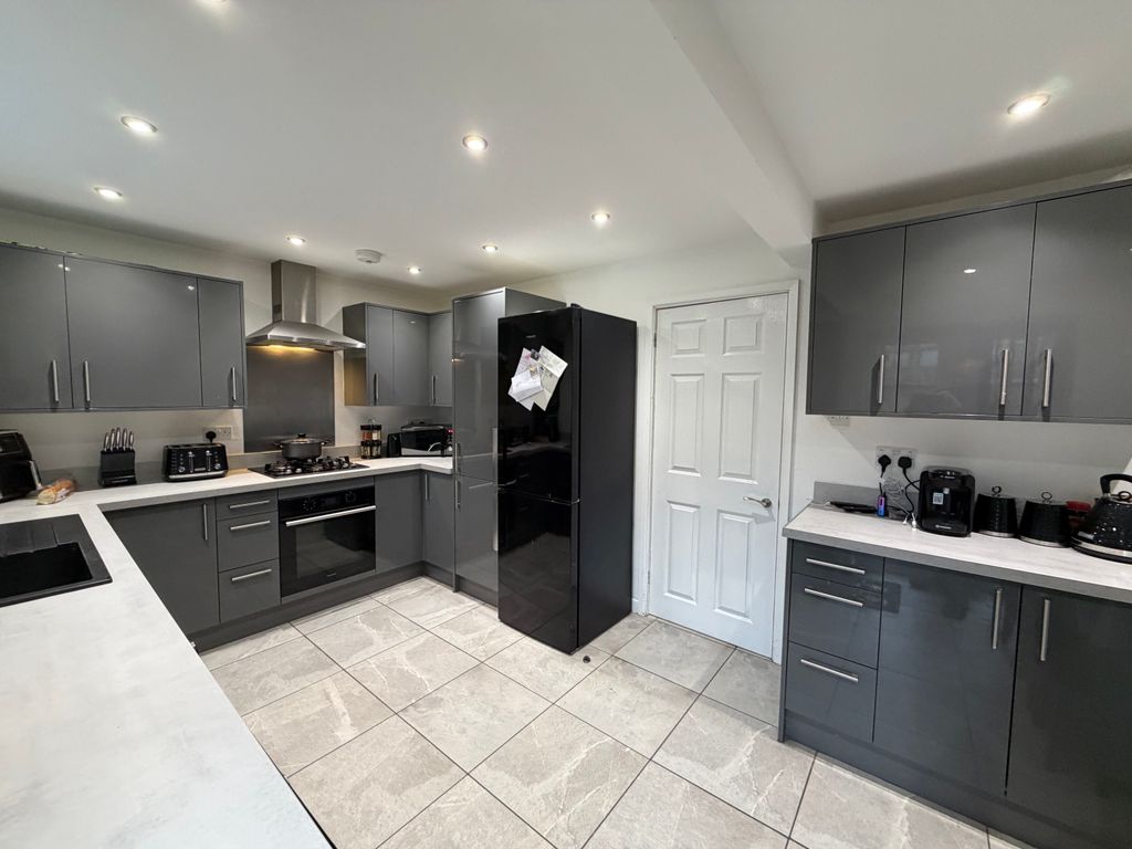 Property photo 3 of 18 Img_2426