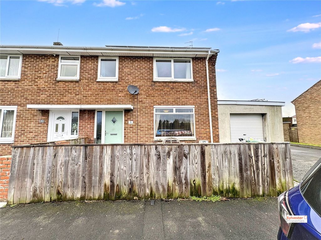 Property photo 2 of 22 Picture No. 24