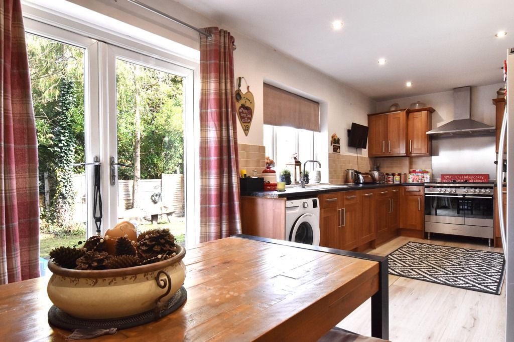 Property photo 2 of 13 5175543