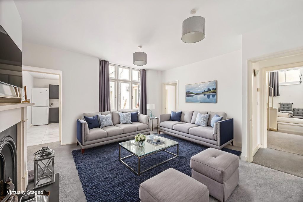 Property photo 3 of 19 4877182