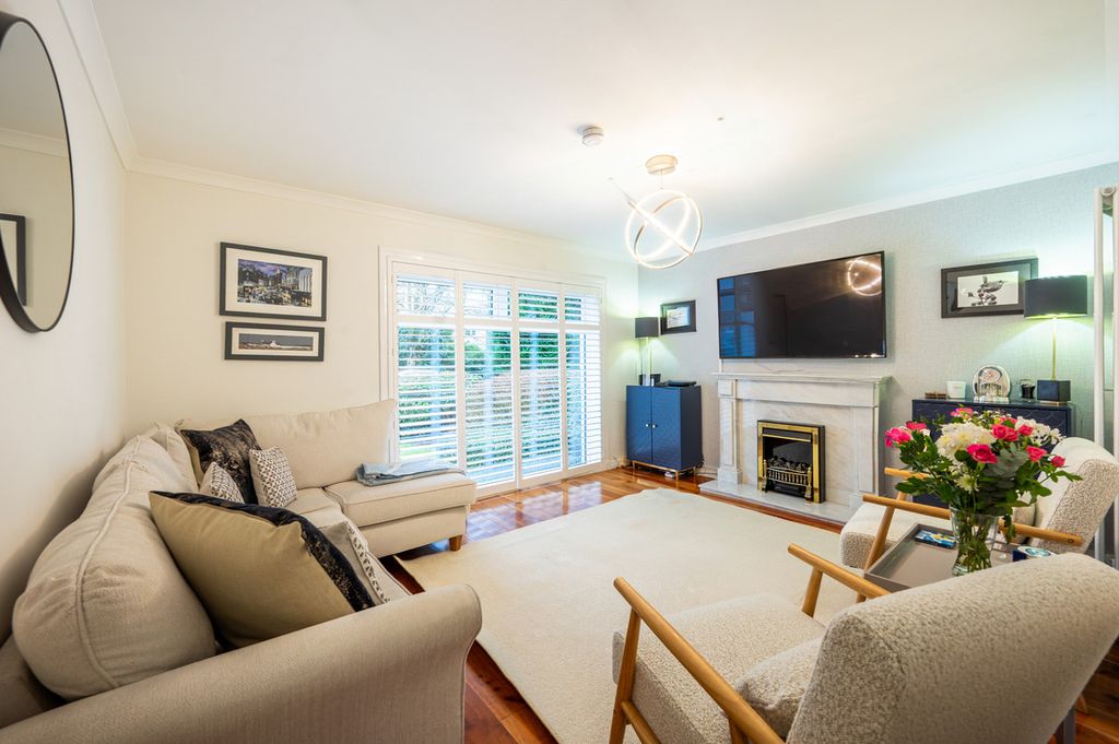 Property photo 3 of 48