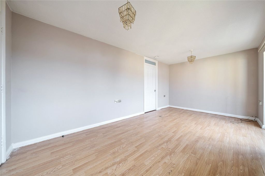 Property photo 2 of 14 Picture No. 03