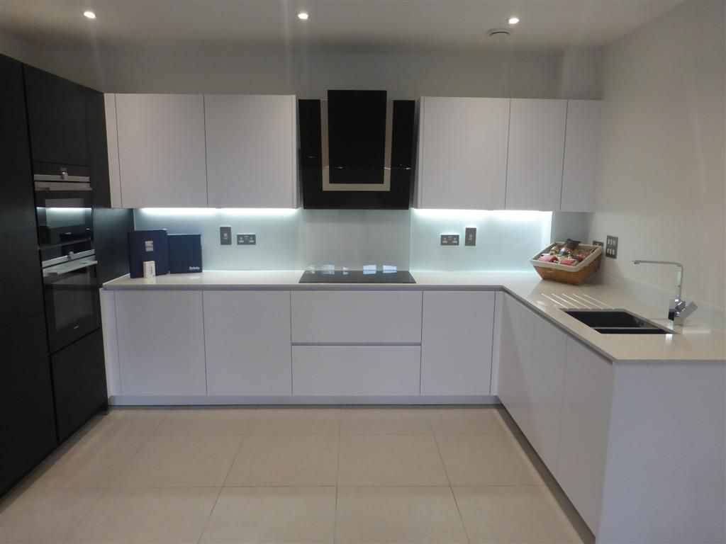 Property photo 1 of 13 Kitchen