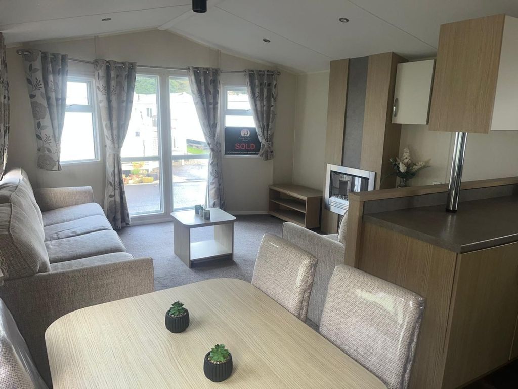 Property photo 2 of 6 Willerby Brockenhurst 2016 Open Plan Layout.Jpg