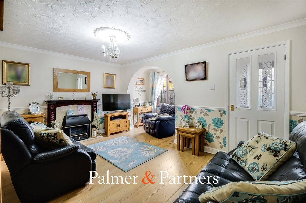 Property photo 3 of 30 Picture No. 27