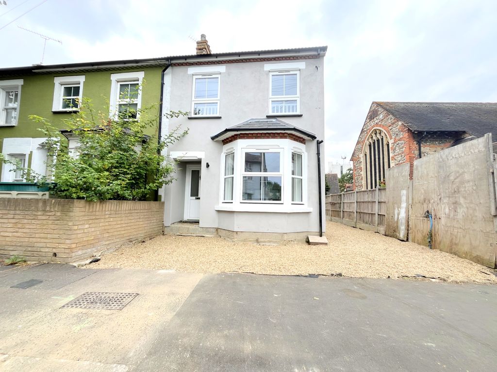 Property photo 1 of 10