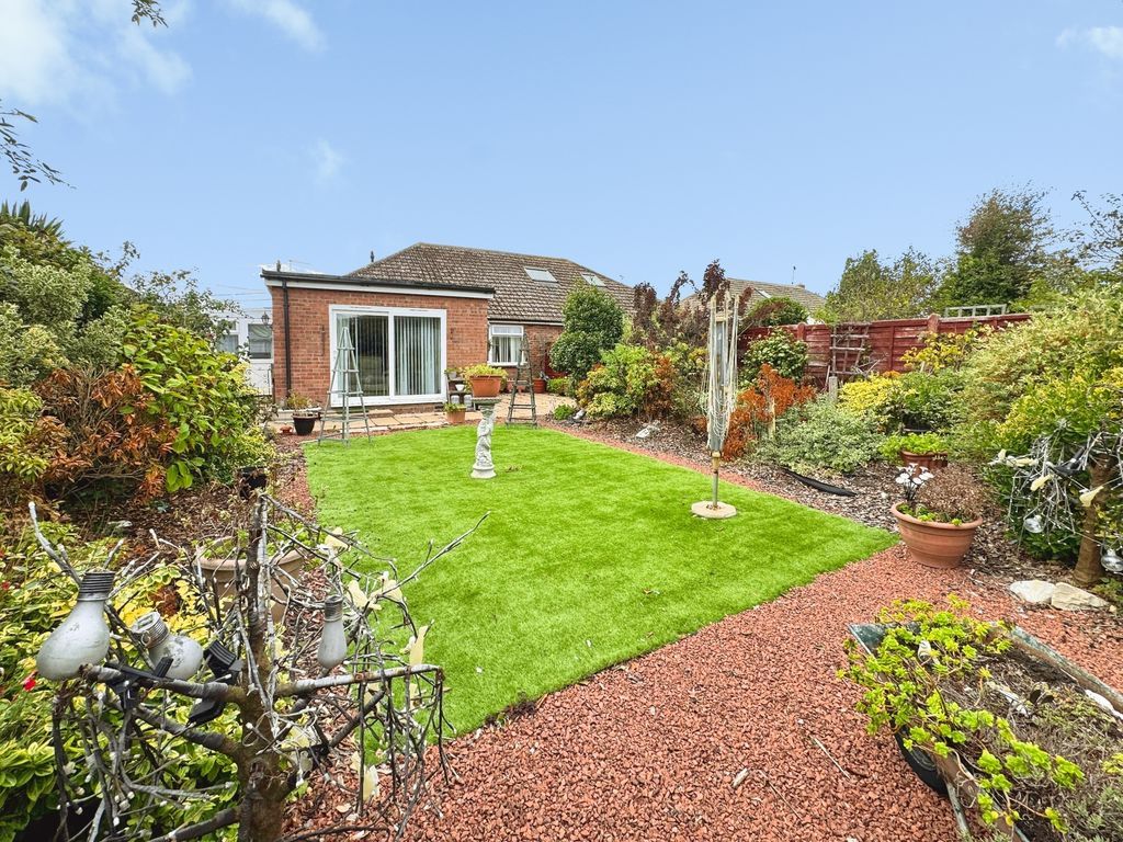 Property photo 1 of 20 Beacon Way