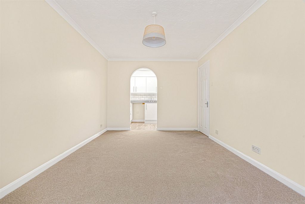 Property photo 2 of 9 Picture No. 08