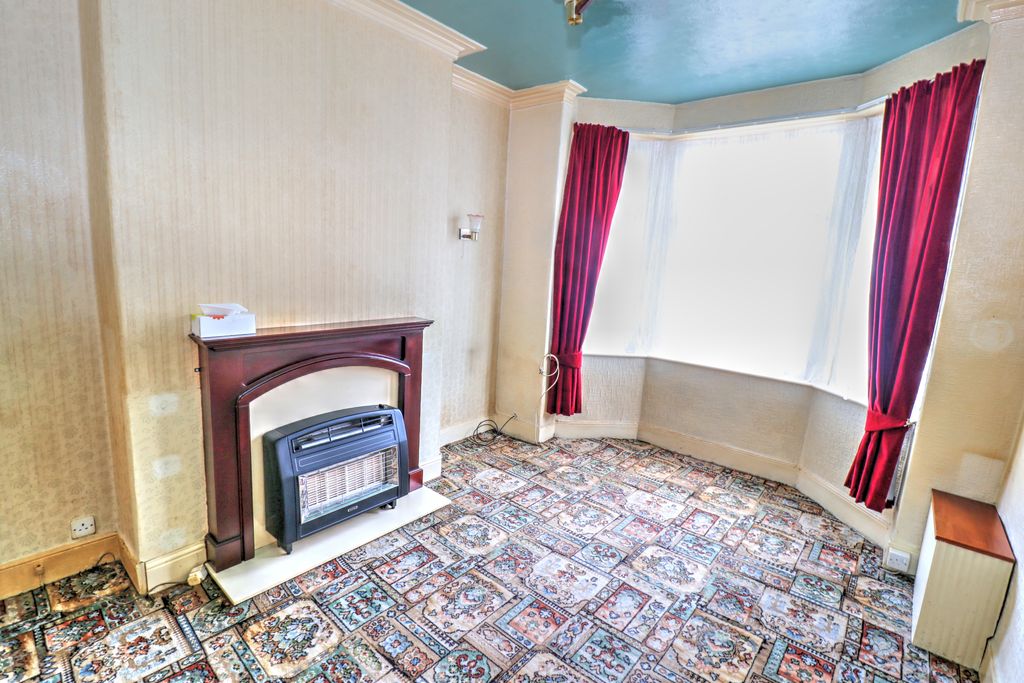 Property photo 3 of 12 Img_7406