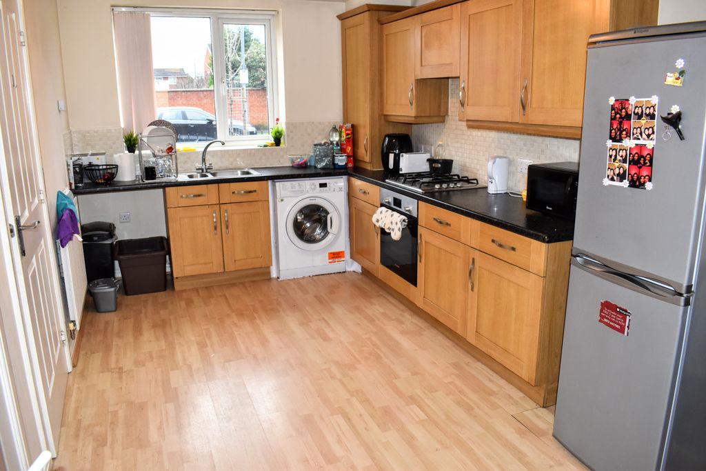 Property photo 3 of 12 Dsc_0253