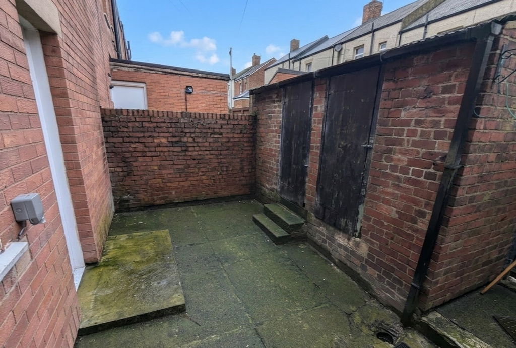 Property photo 3 of 13