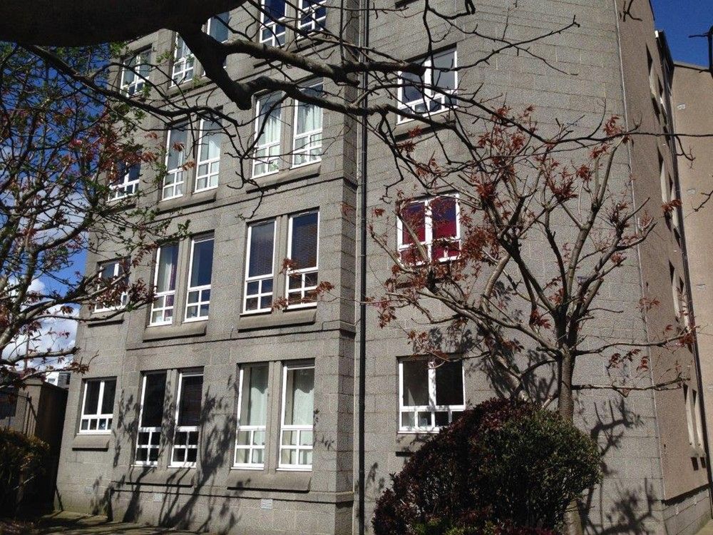 Property photo 3 of 7 Cuparstonecrt5B11