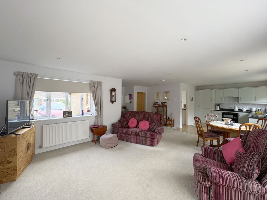 Property photo 2 of 19 Gallery