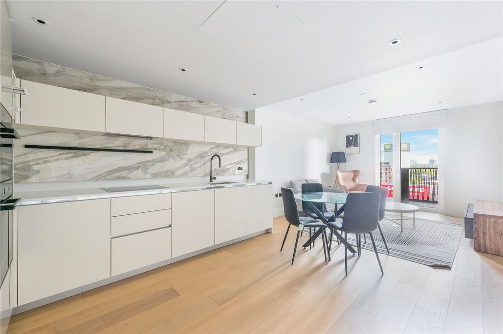 Property photo 1 of 13 Cassini Apartments